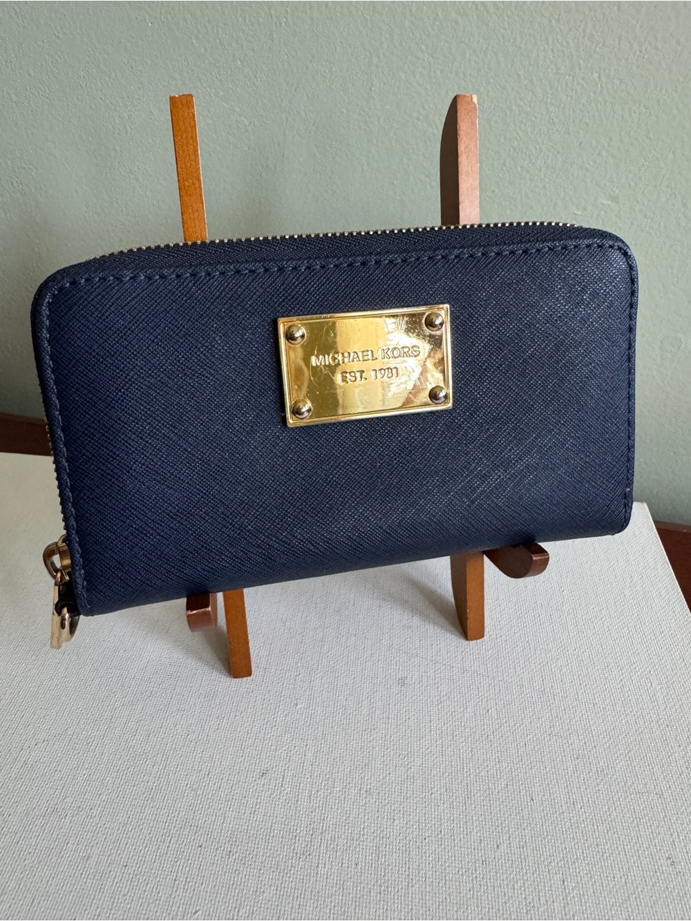 Michael Kors Wallet Crossgrain Saffiano Leather Zip Around Navy Blue